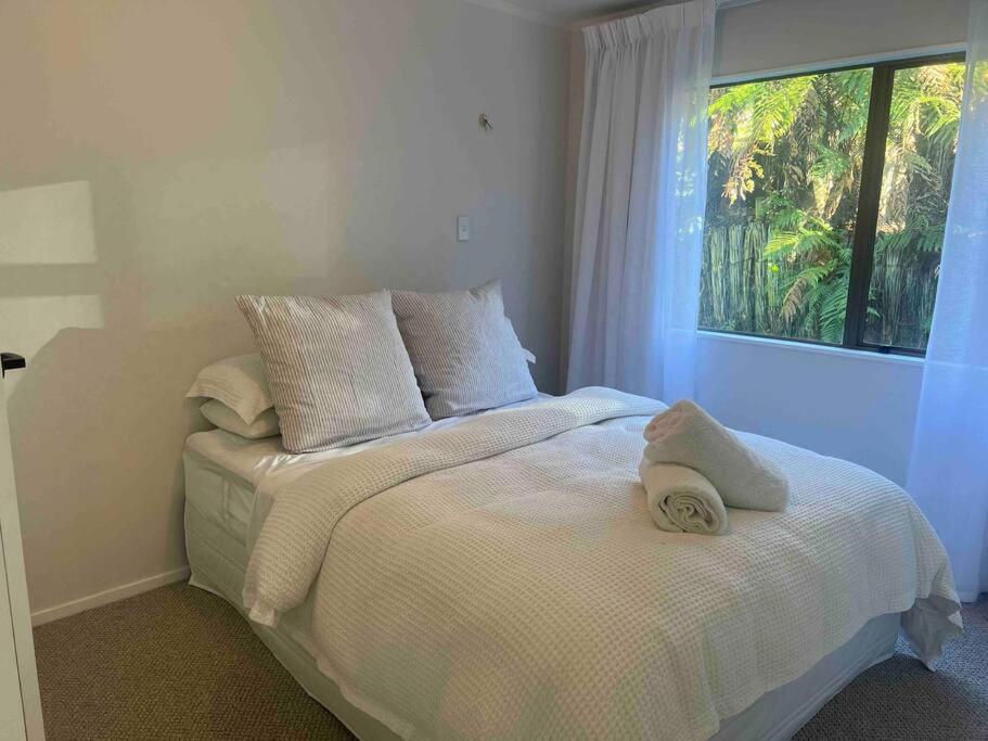 Villa Breathtaking Views Lago Lago Taupo Esterno foto